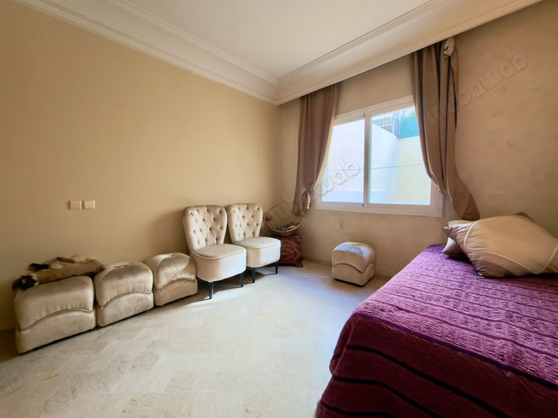 À VENDRE Appartement de prestige au Triangle d’Or