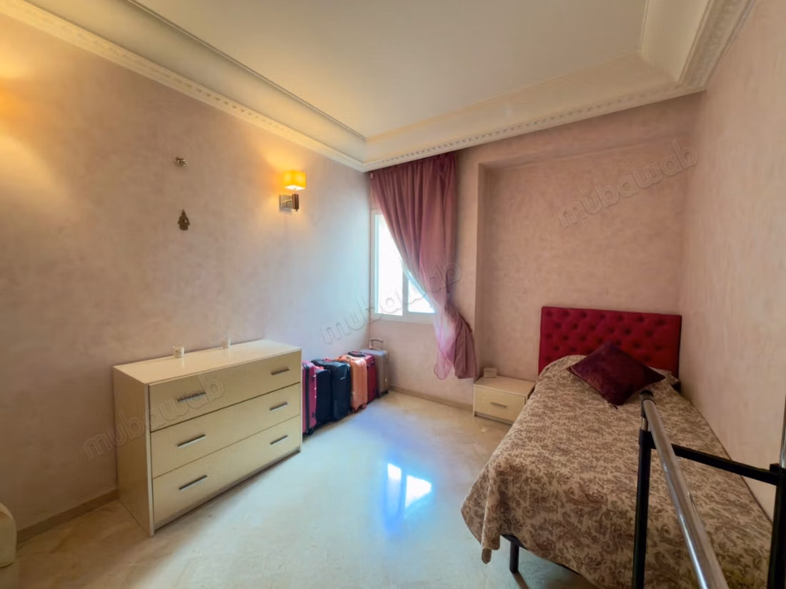À VENDRE Appartement de prestige au Triangle d’Or