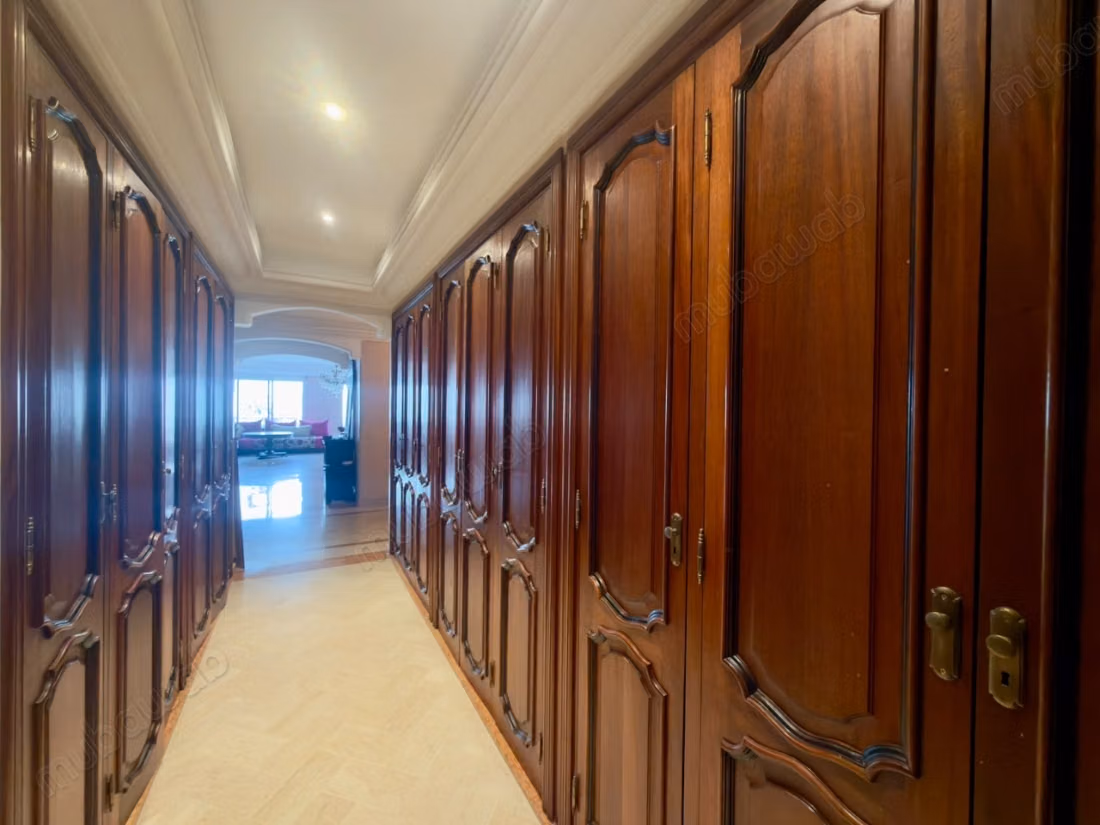 À VENDRE Appartement de prestige au Triangle d’Or