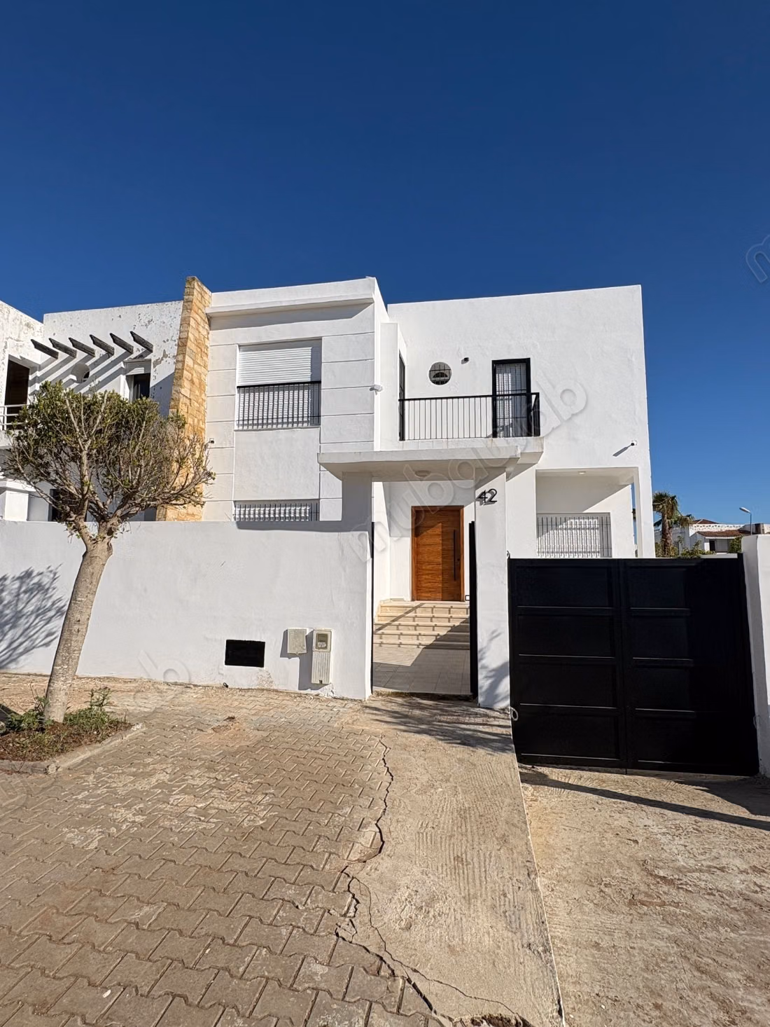 Villa moderne avec vue océan en location longue durée