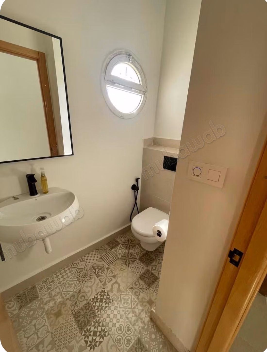 Villa moderne avec vue océan en location longue durée