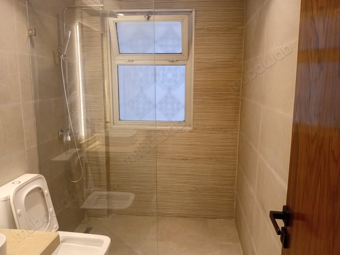 Bel appartement vide gauthier