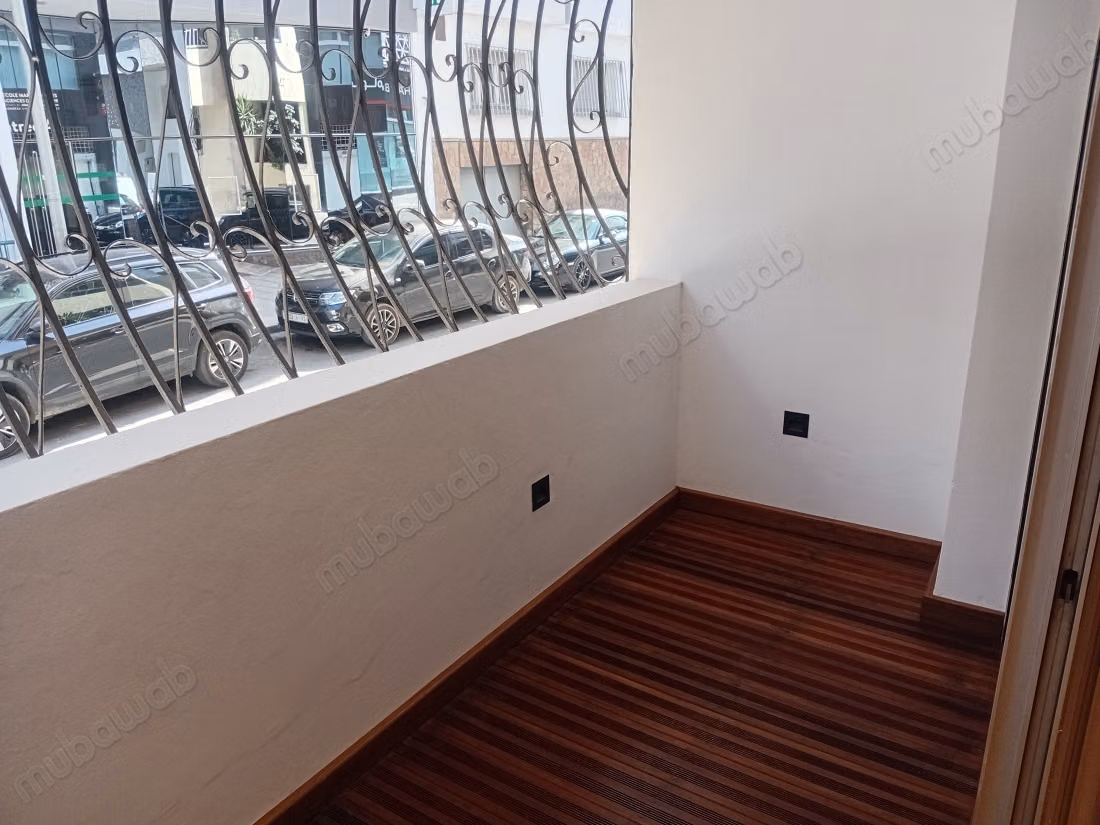 Bel appartement vide gauthier