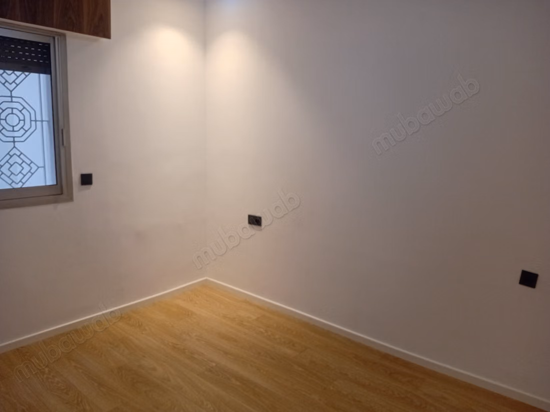 Bel appartement vide gauthier