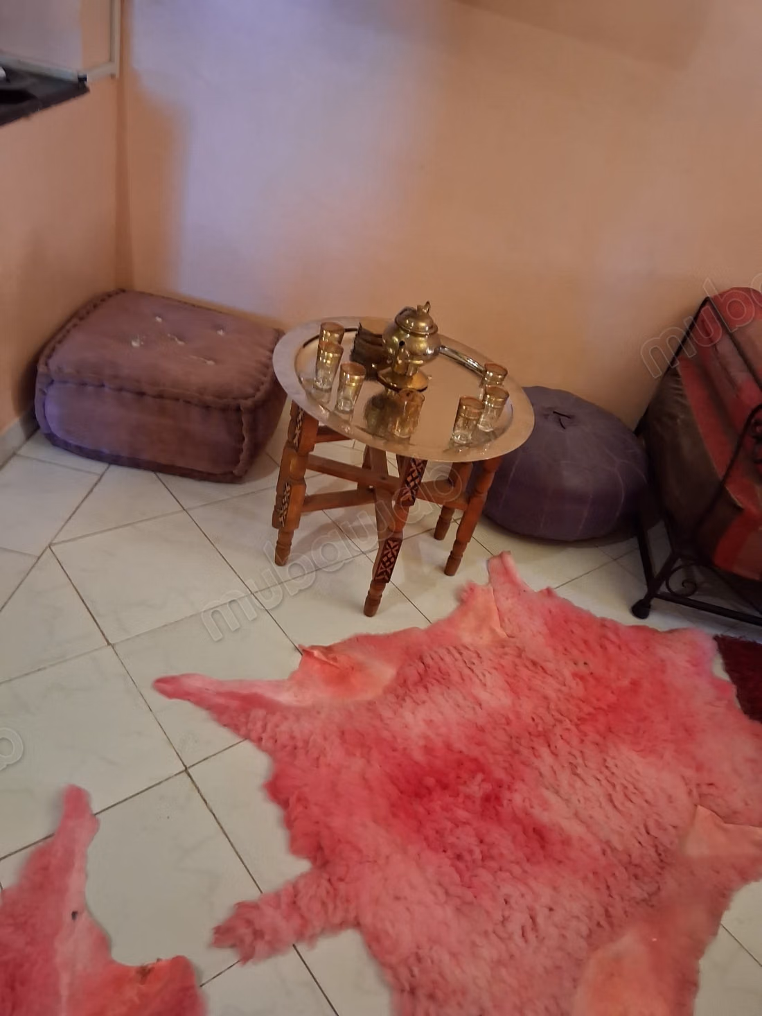 Très bel appartement en location à Route de Fez. 
2 belles chambres. 
Meublé