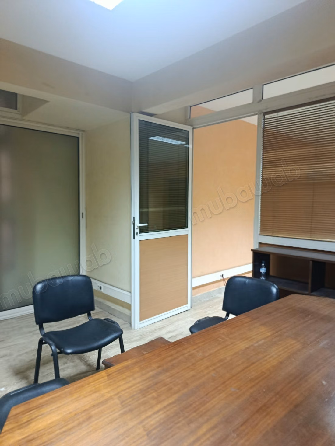 À vendre – bureau de 55 m² sur bd de la résistance