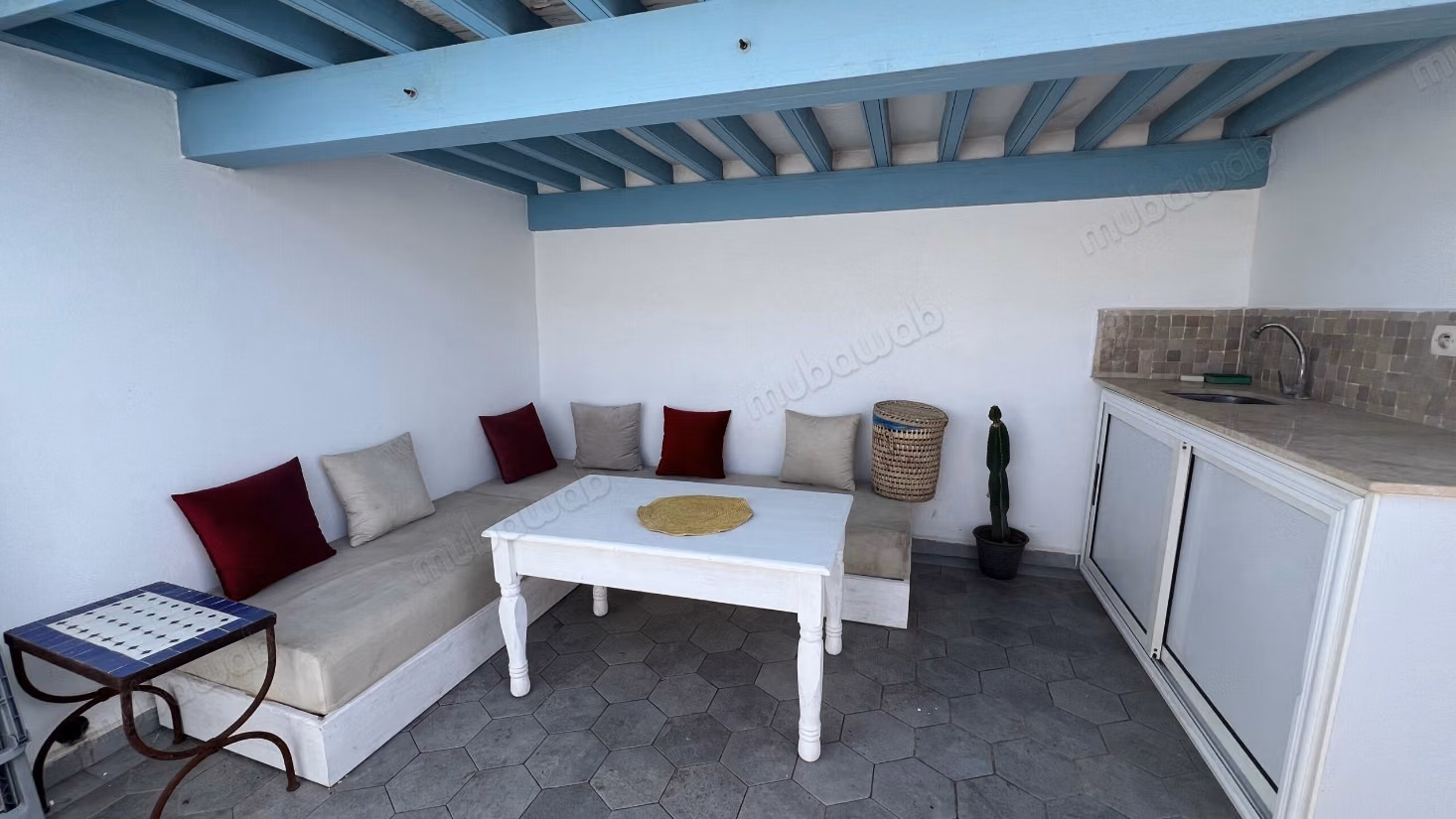 Douiria titrée, double rooftop – Médina