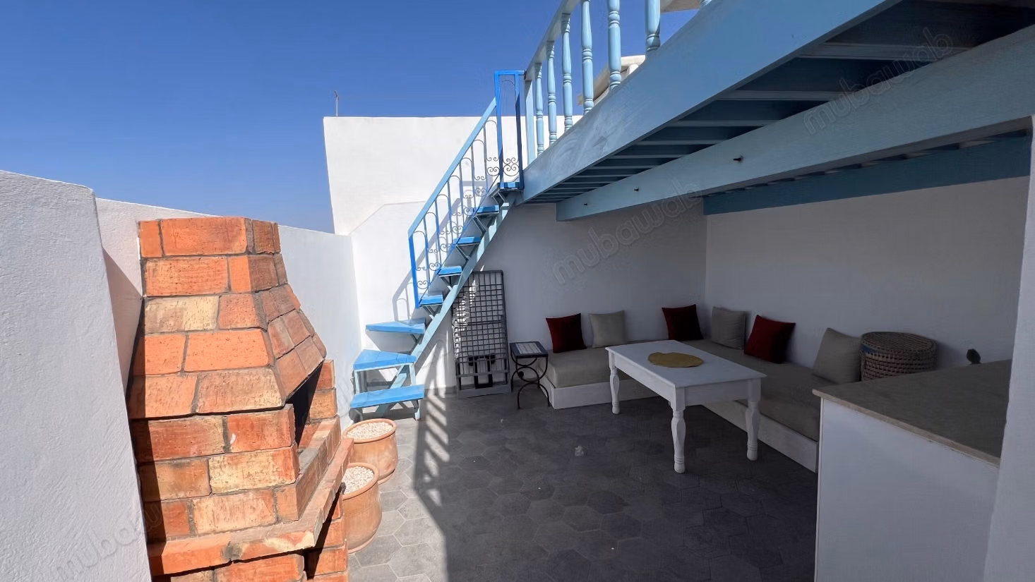 Douiria titrée, double rooftop – Médina