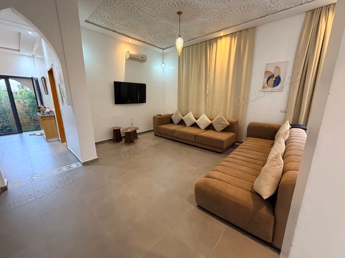 Villa neuve meublée avec piscine 4 chambres avec salles de bain