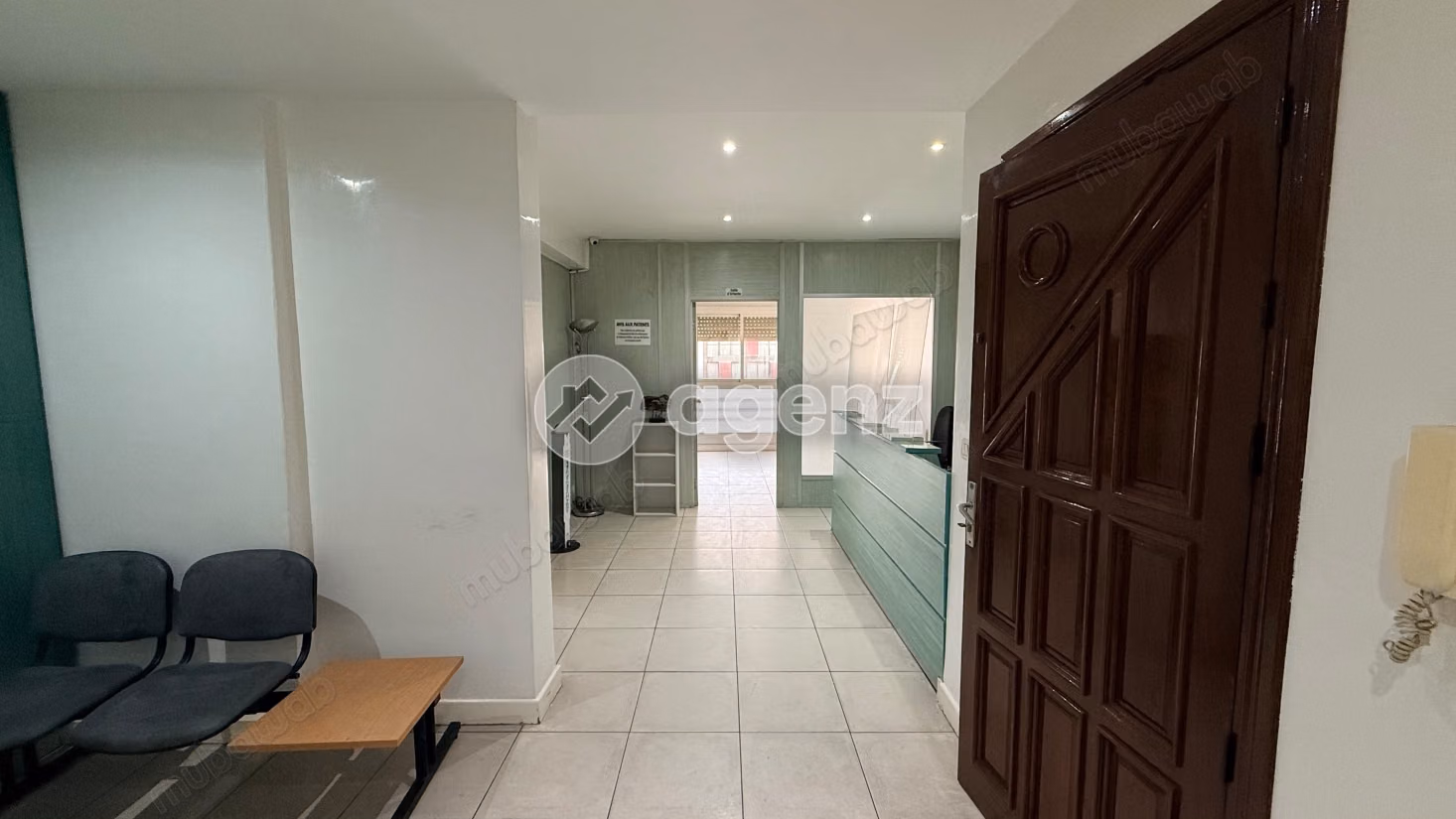 Bureau à vendre 107 m² 
Ziraoui Casablanca