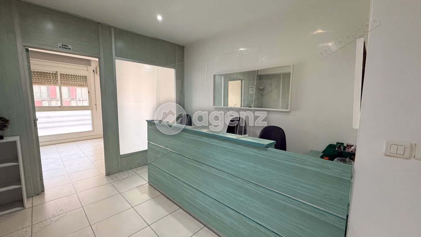 Bureau à vendre 107 m² 
Ziraoui Casablanca