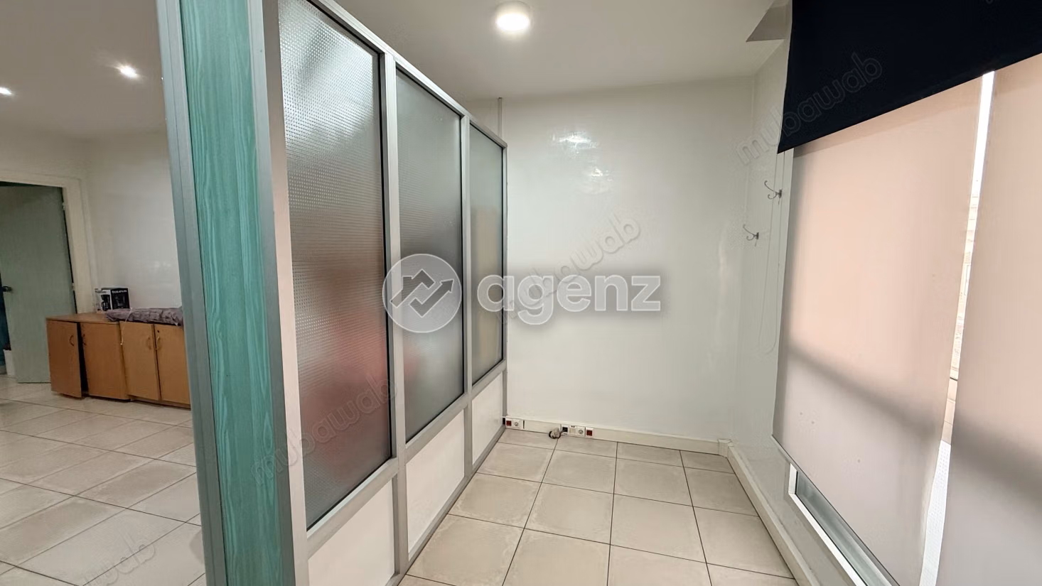 Bureau à vendre 107 m² 
Ziraoui Casablanca