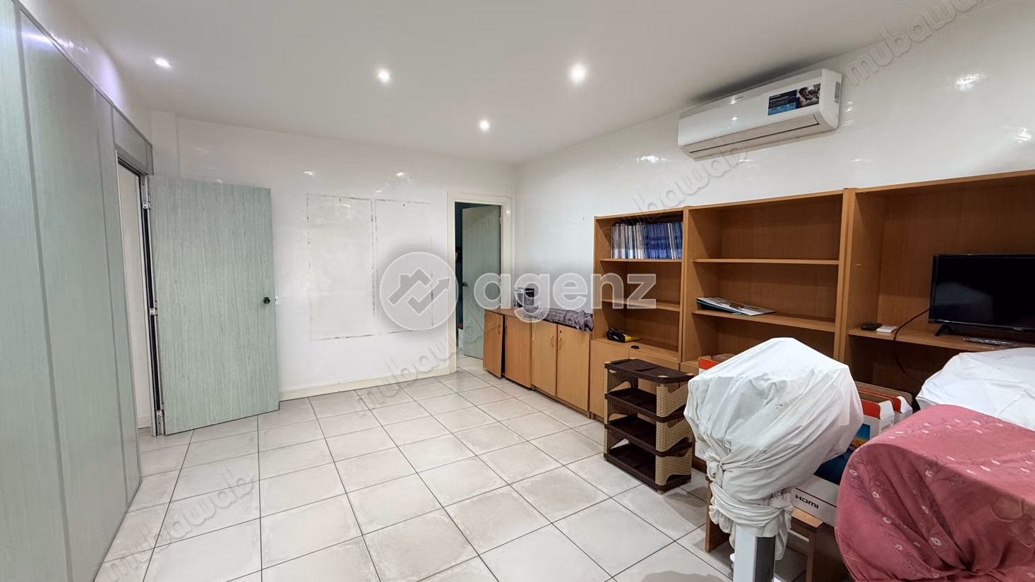 Bureau à vendre 107 m² 
Ziraoui Casablanca