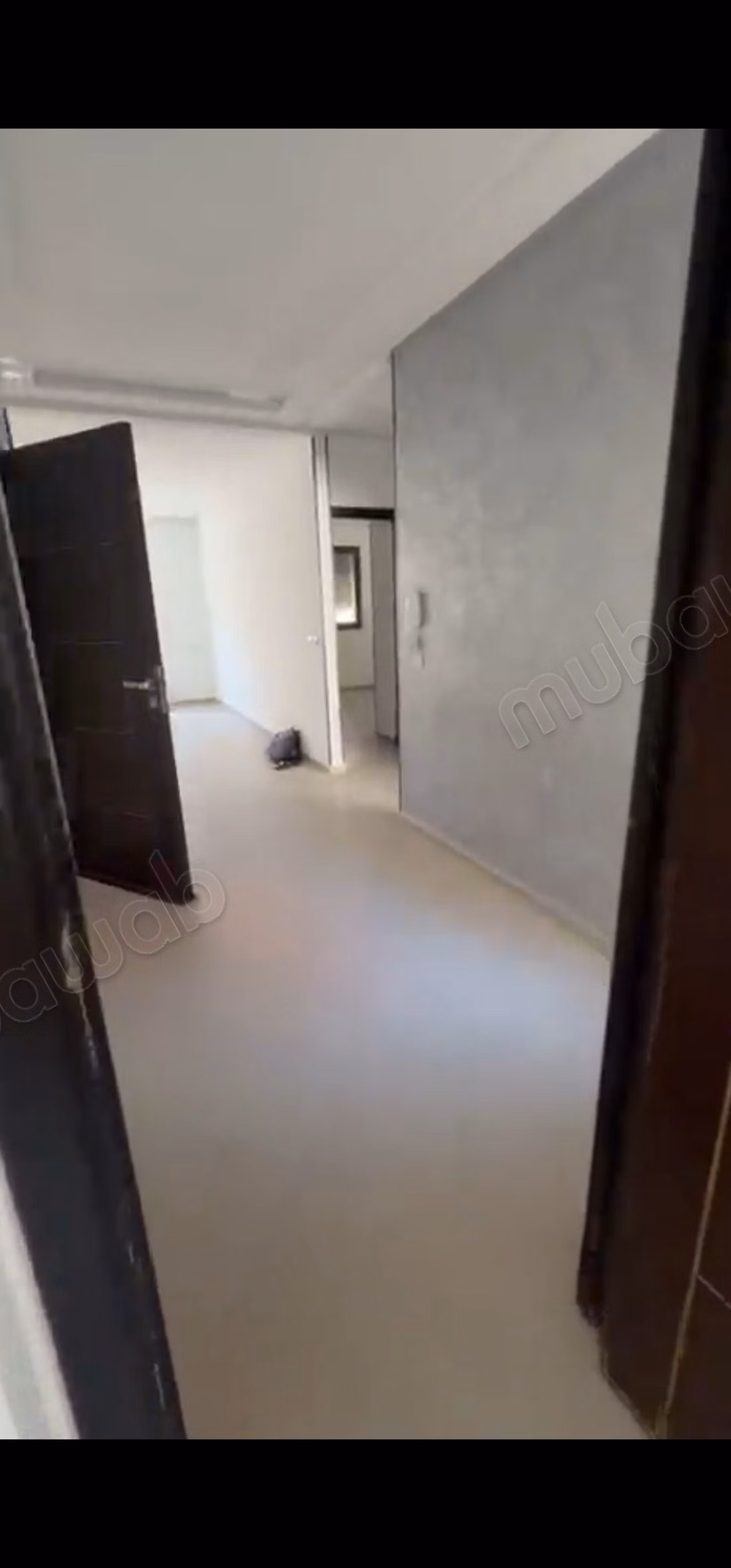 Bel appartement à vendre à Bir Rami Est. 2 pièces. Cuisine entièrement équipée