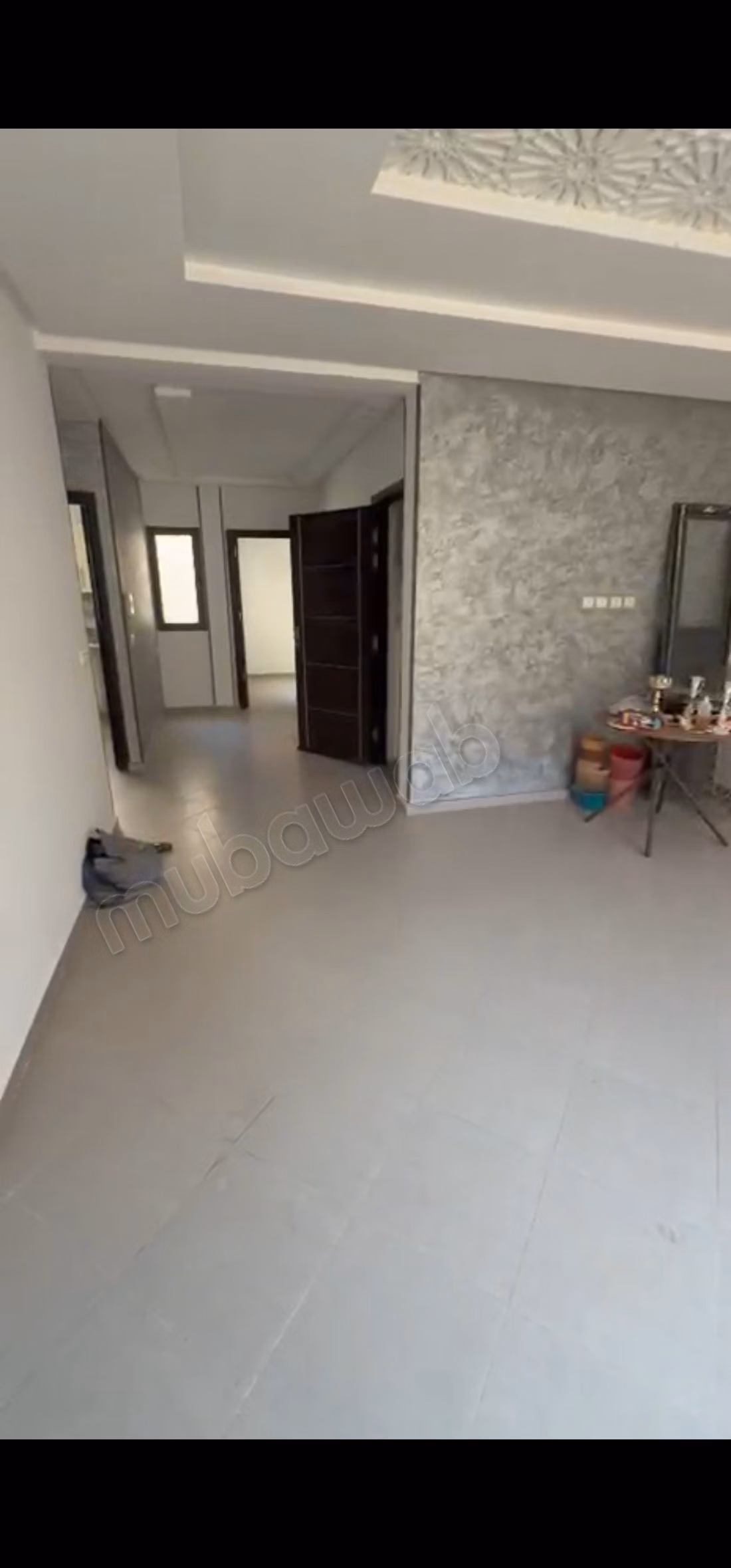 Bel appartement à vendre à Bir Rami Est. 2 pièces. Cuisine entièrement équipée