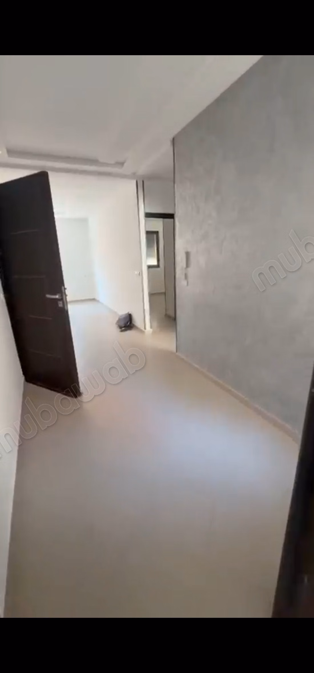 Bel appartement à vendre à Bir Rami Est. 2 pièces. Cuisine entièrement équipée