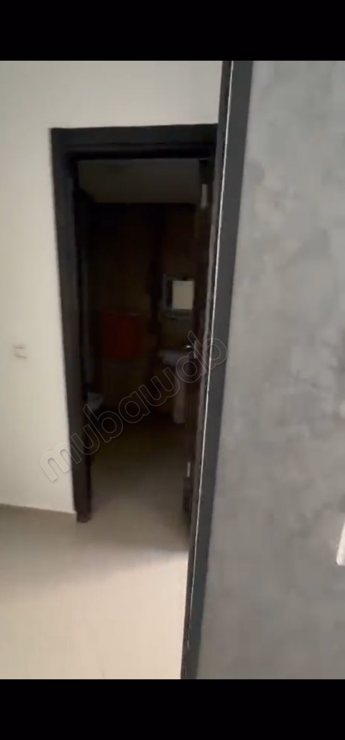 Bel appartement à vendre à Bir Rami Est. 2 pièces. Cuisine entièrement équipée