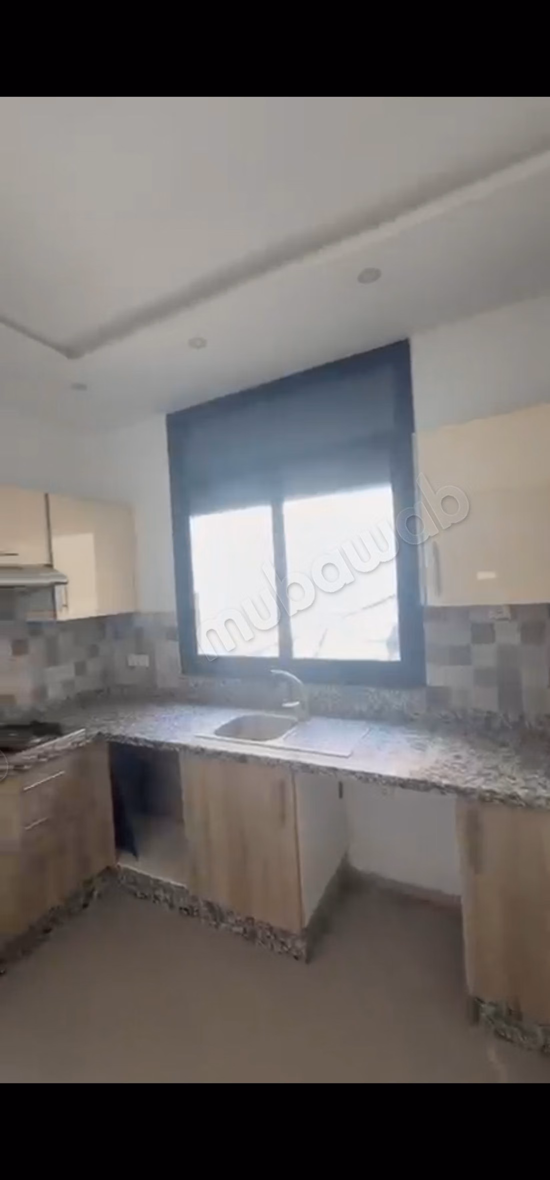 Bel appartement à vendre à Bir Rami Est. 2 pièces. Cuisine entièrement équipée