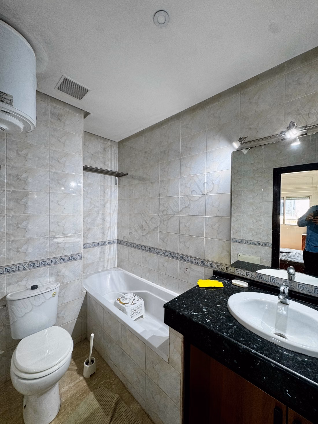 À vendre – bel appartement traversant de 2 chambres à beauséjour – casablanca 
a coter du park cfc