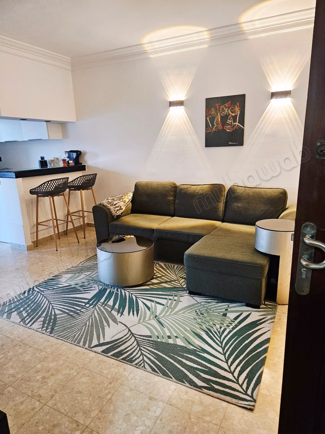 Location d'un appartement à Gauthier. Superficie 57 m². Bien meublé