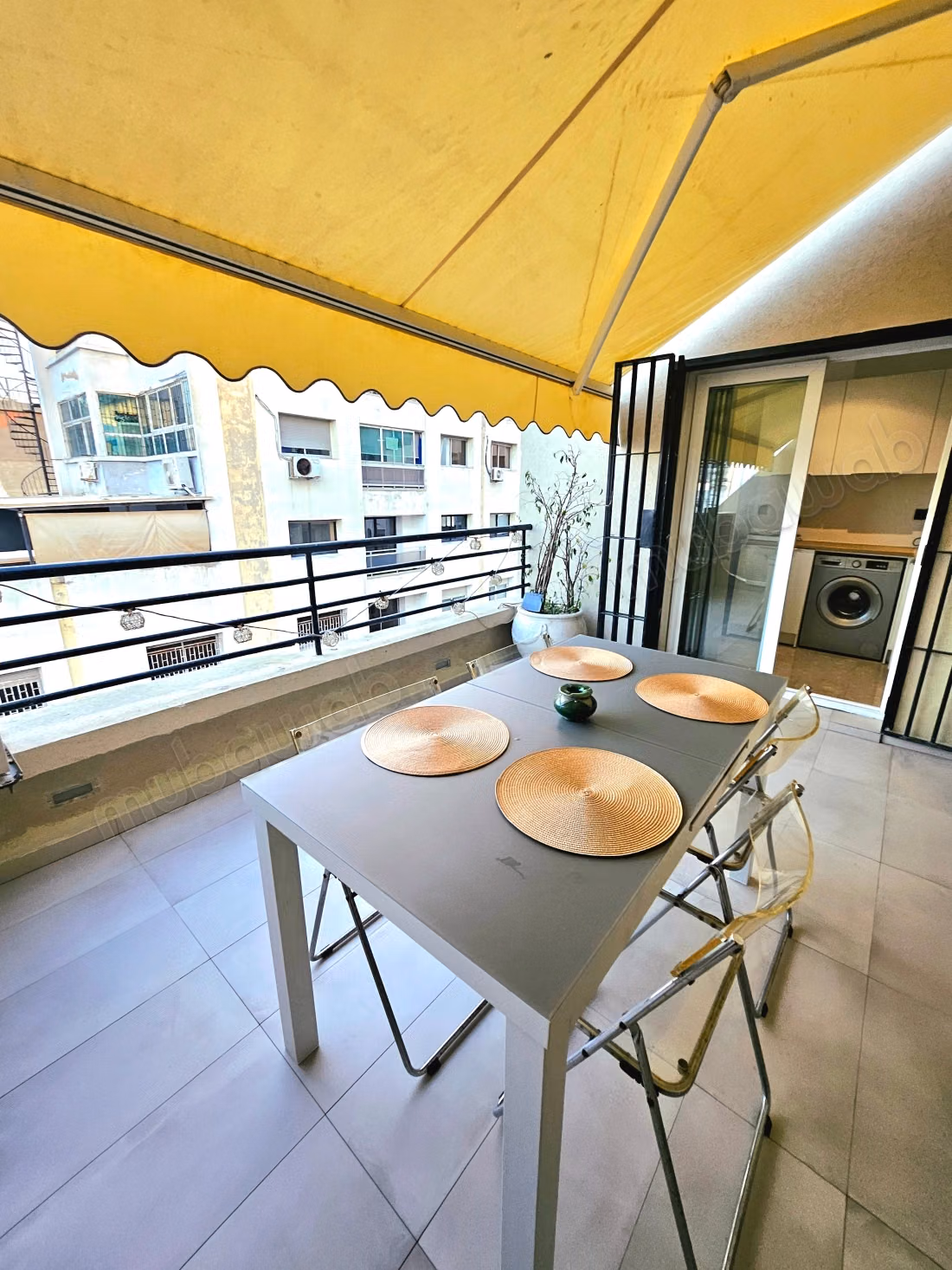 Location d'un appartement à Gauthier. Superficie 57 m². Bien meublé