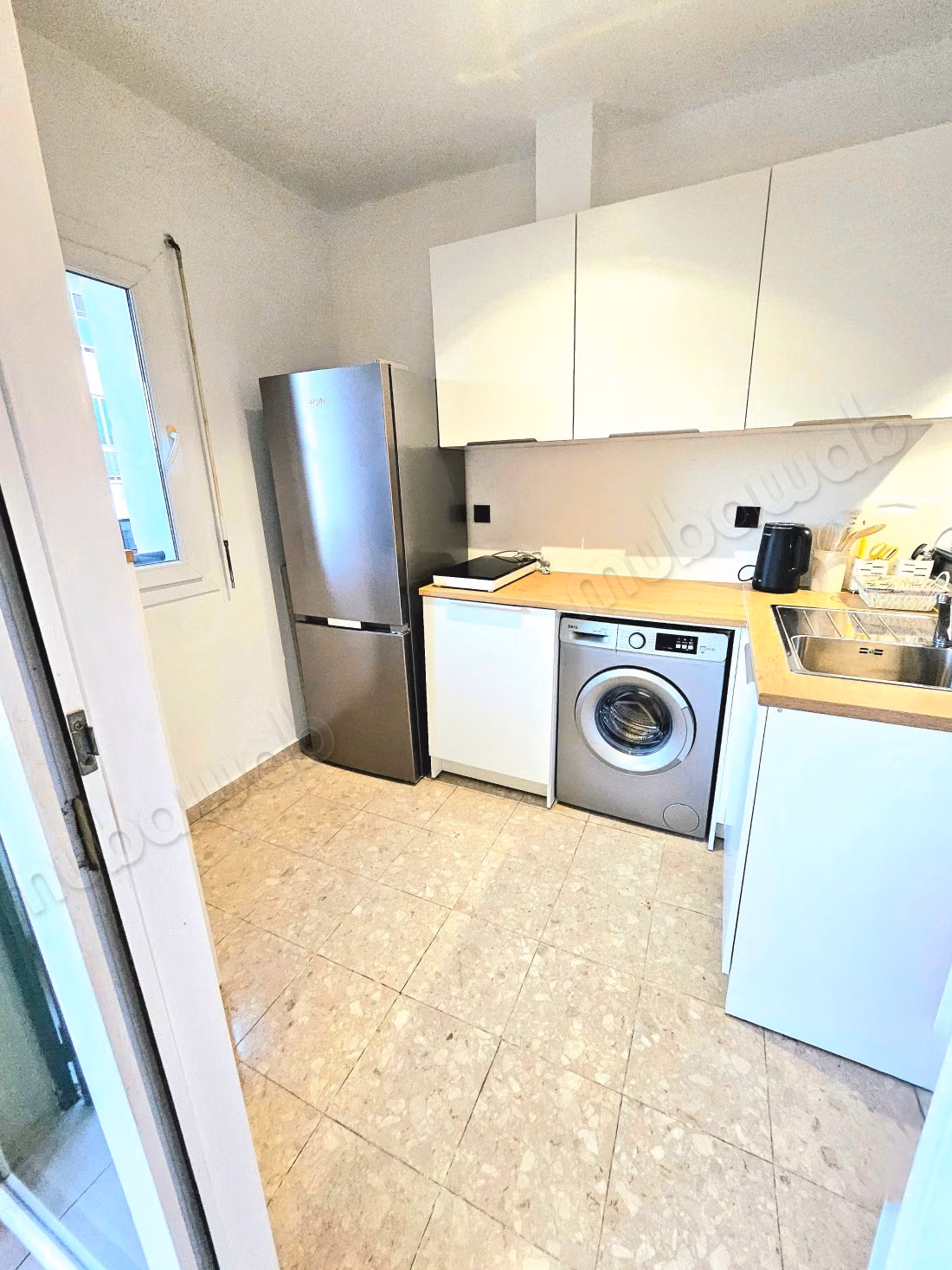 Location d'un appartement à Gauthier. Superficie 57 m². Bien meublé