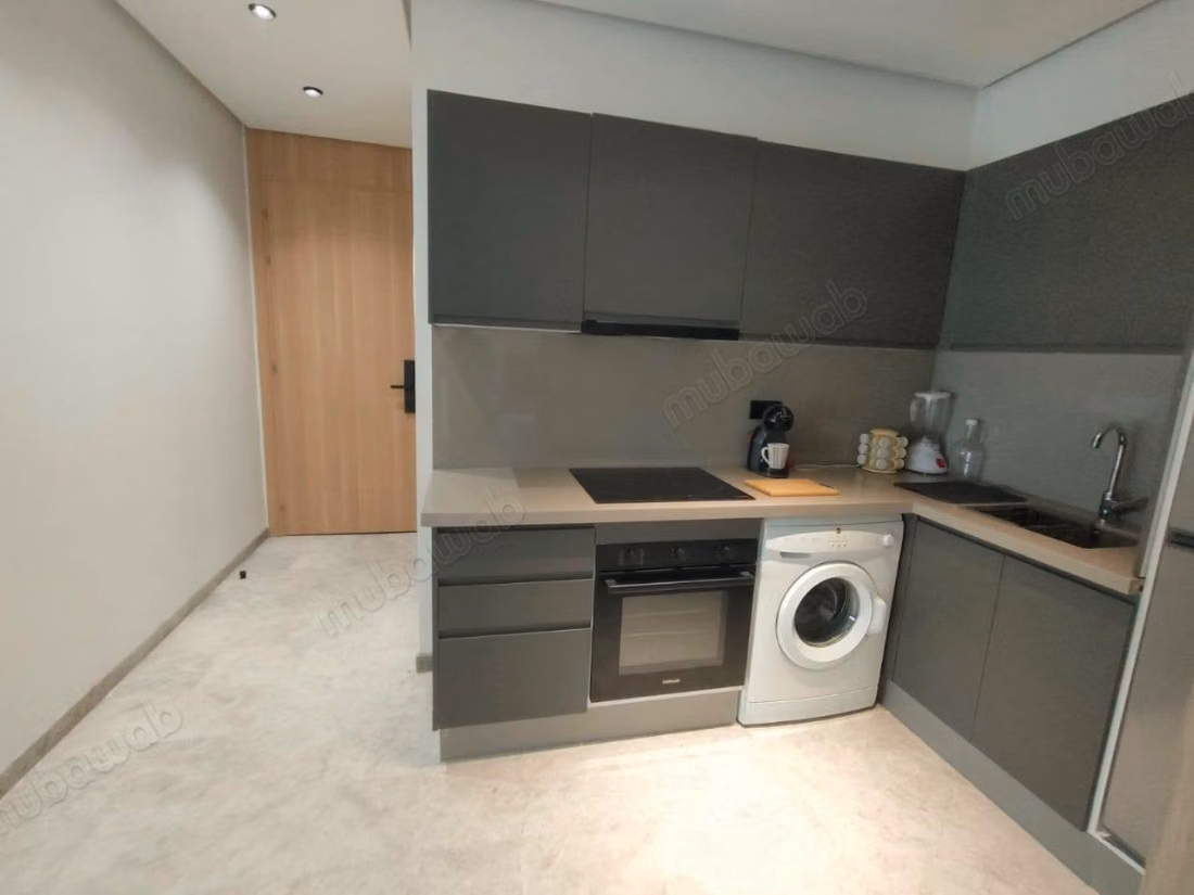 Studio meublé 45m² 
Bd Abdelmoumen 
TRAM