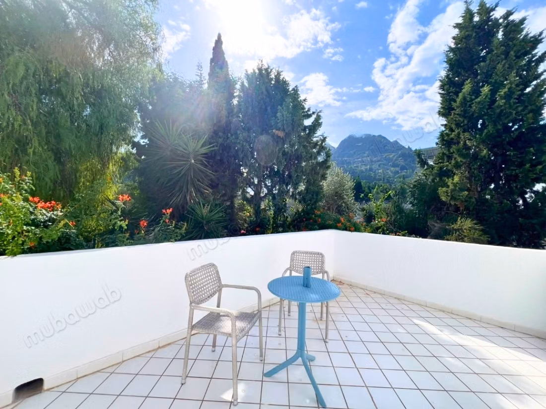 Duplex S2 rénové et meublé avec jardin et vue mer