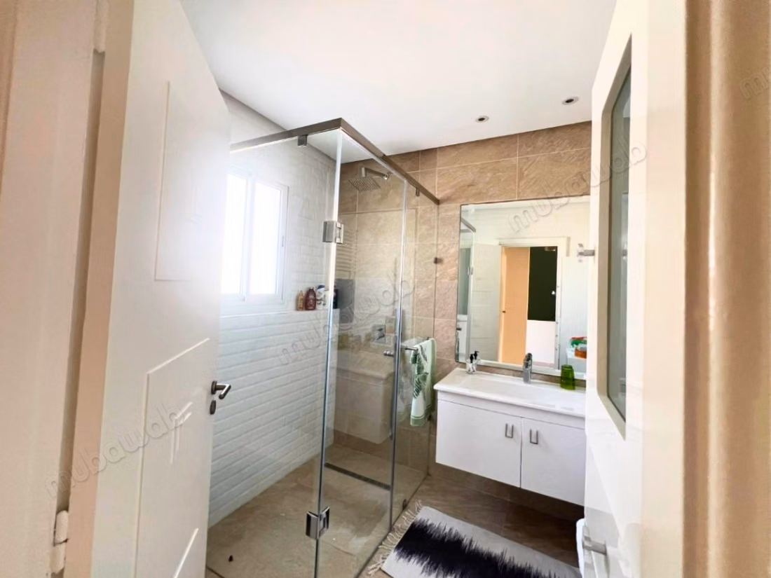 Duplex S2 rénové et meublé avec jardin et vue mer