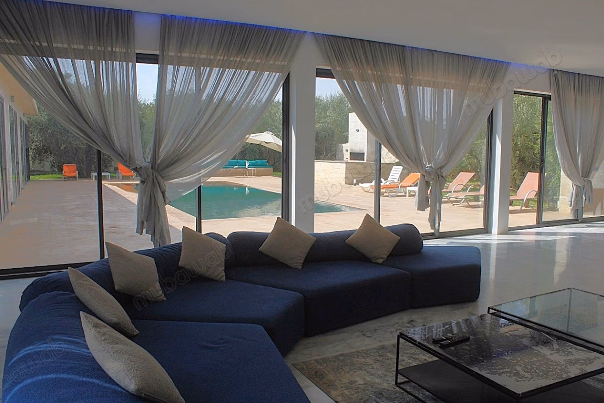 Belle villa de plain pied sans vis vis