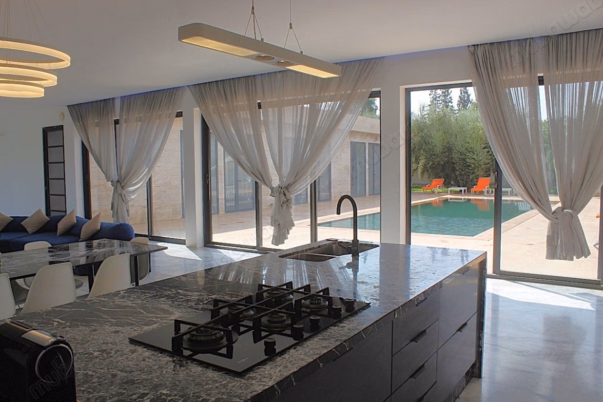 Belle villa de plain pied sans vis vis