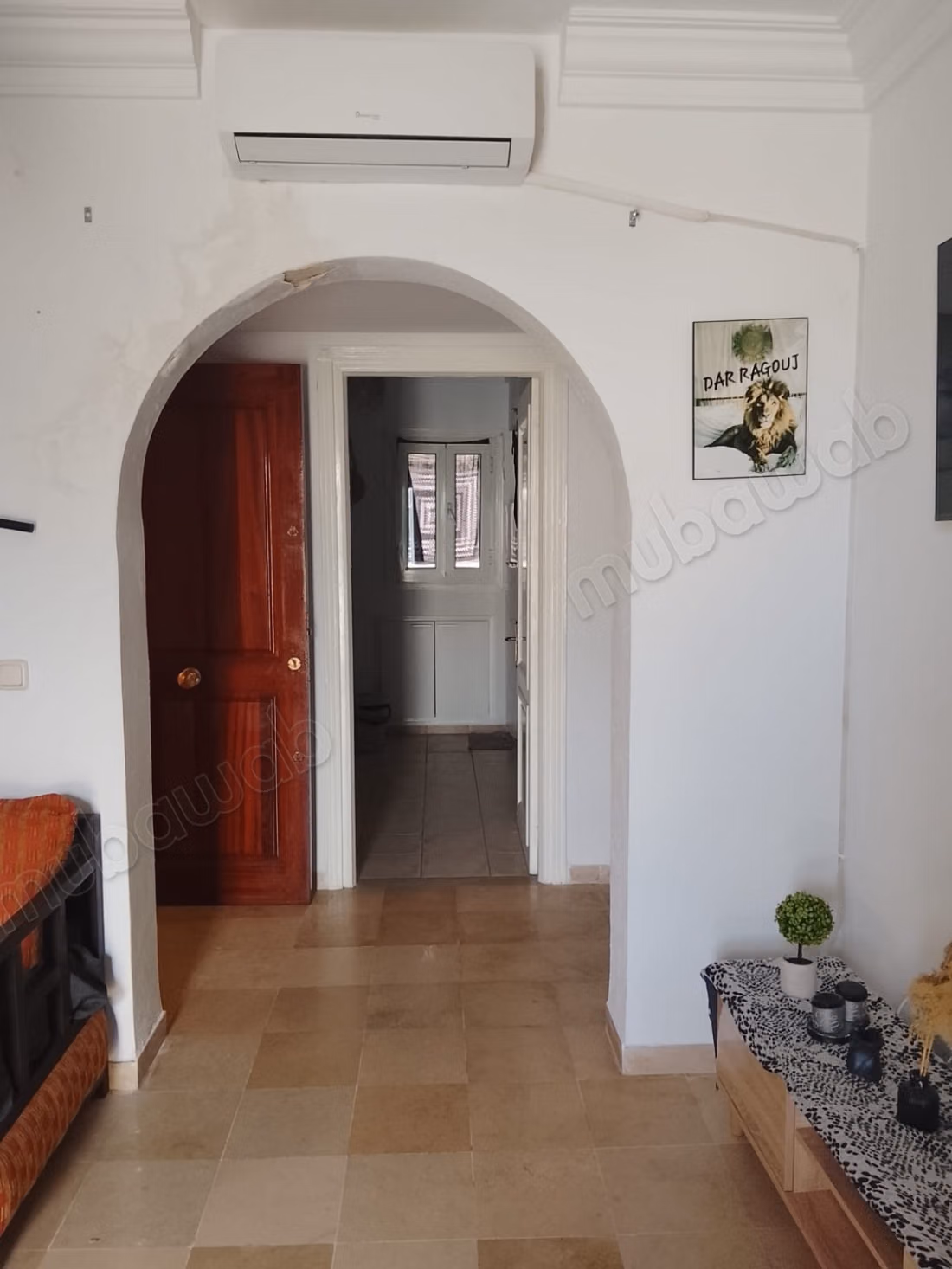 Appartement à louer à Yasmine Hammamet. 
3 grandes pièces. 
Bien meublé