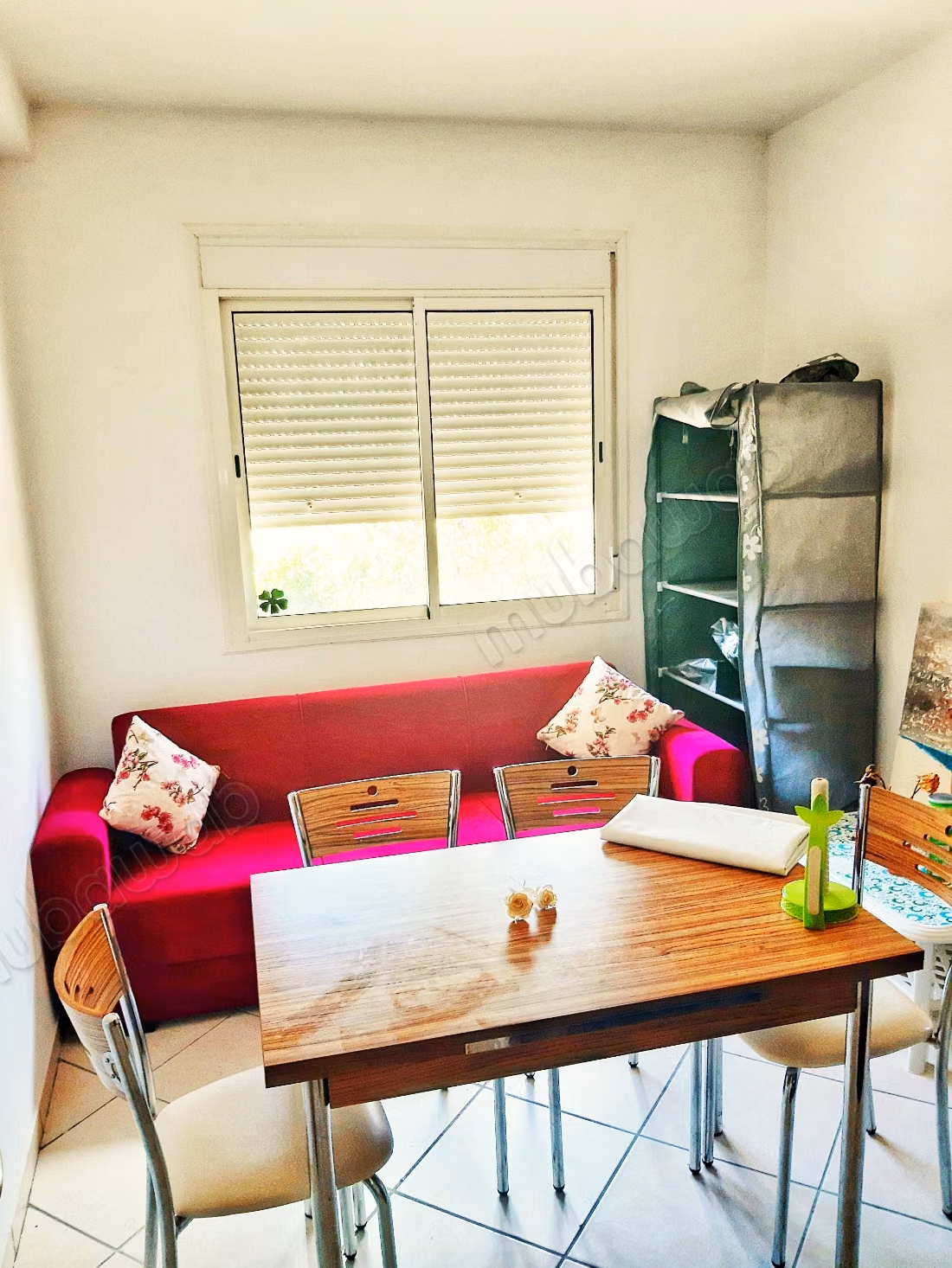 Louez cet appartement à Miftah el kheir. 3 grands espaces de vie. Nouveau mobilier
