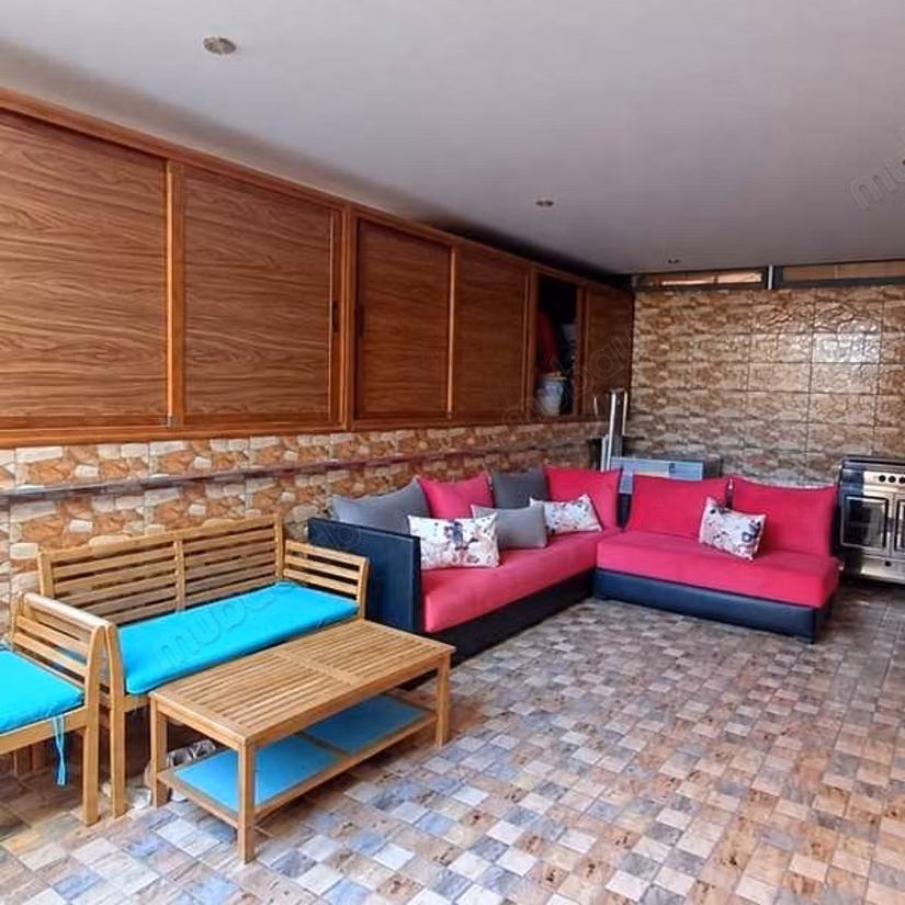 Appartement à Vendre de 177.0 m² à Casablanca, Ain Sebaa