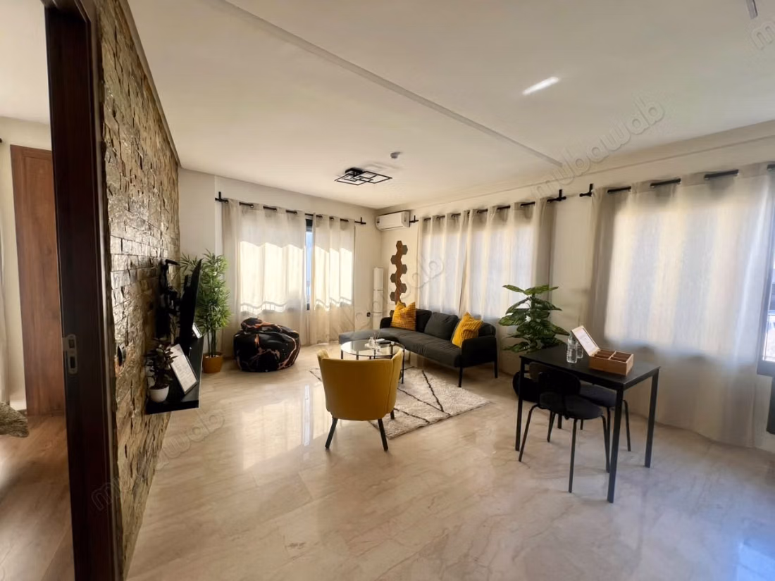 Studio meublé de 42 m² à la location