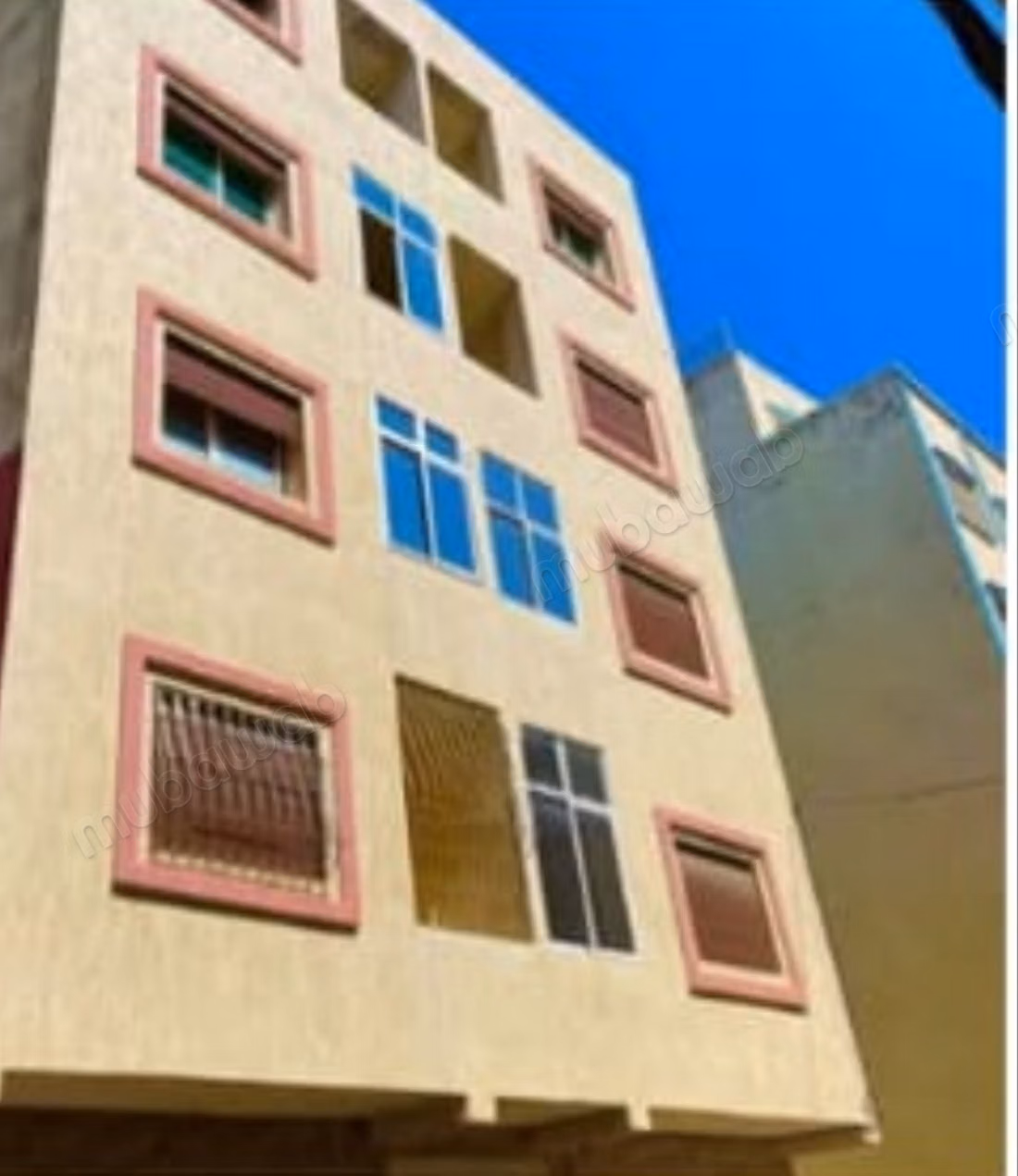 Bel appartement à vendre. Bien décoré