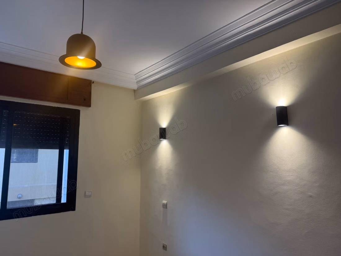 Très bel appartement en location à Sidi Maarouf. 
4 chambres agréables. 
Belle terrasse
