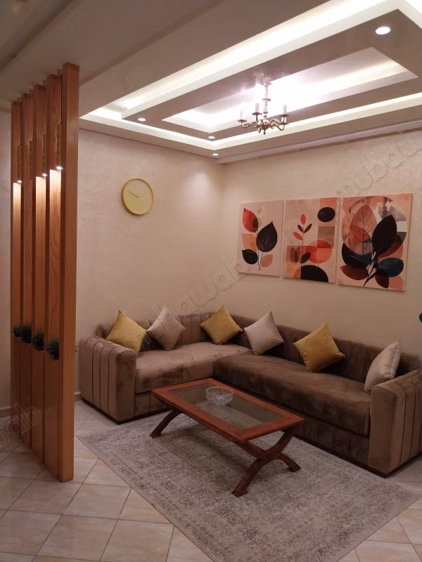 Appartement à louer à Plateau. 3 belles chambres. Meubles