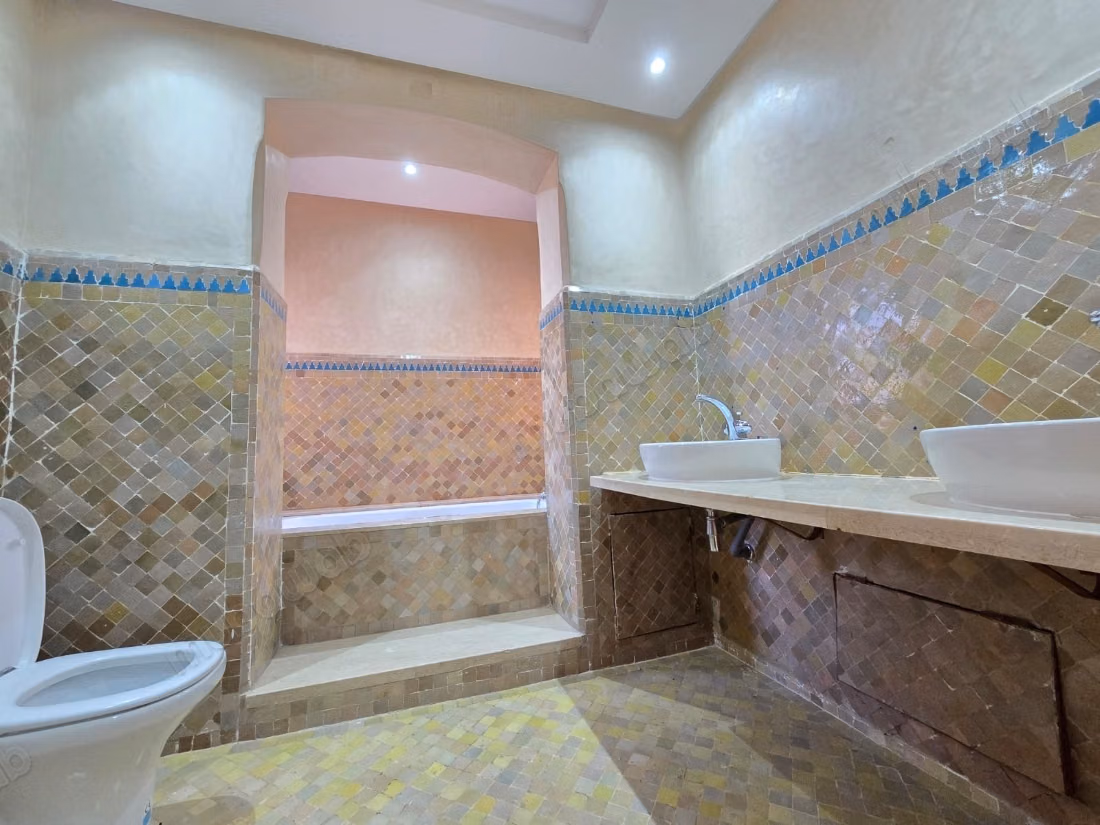 Apartamento en alquiler en Route de l'Ourika. 2 habitaciones. Chimenea, piscina