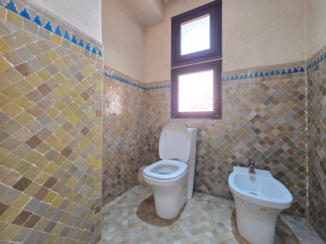 Apartamento en alquiler en Route de l'Ourika. 2 habitaciones. Chimenea, piscina