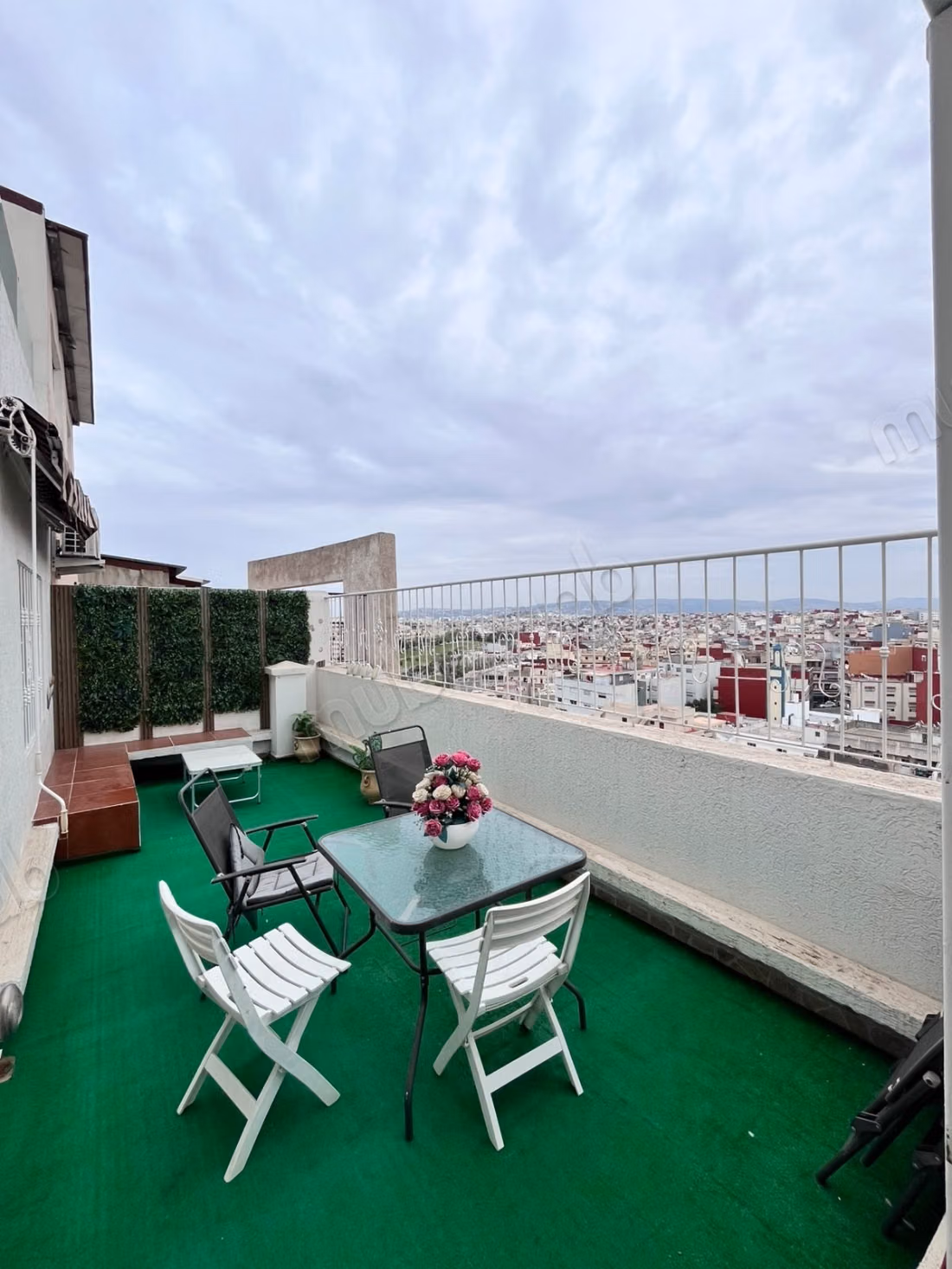 A louer: Appartement spacieux avec grande terrasse