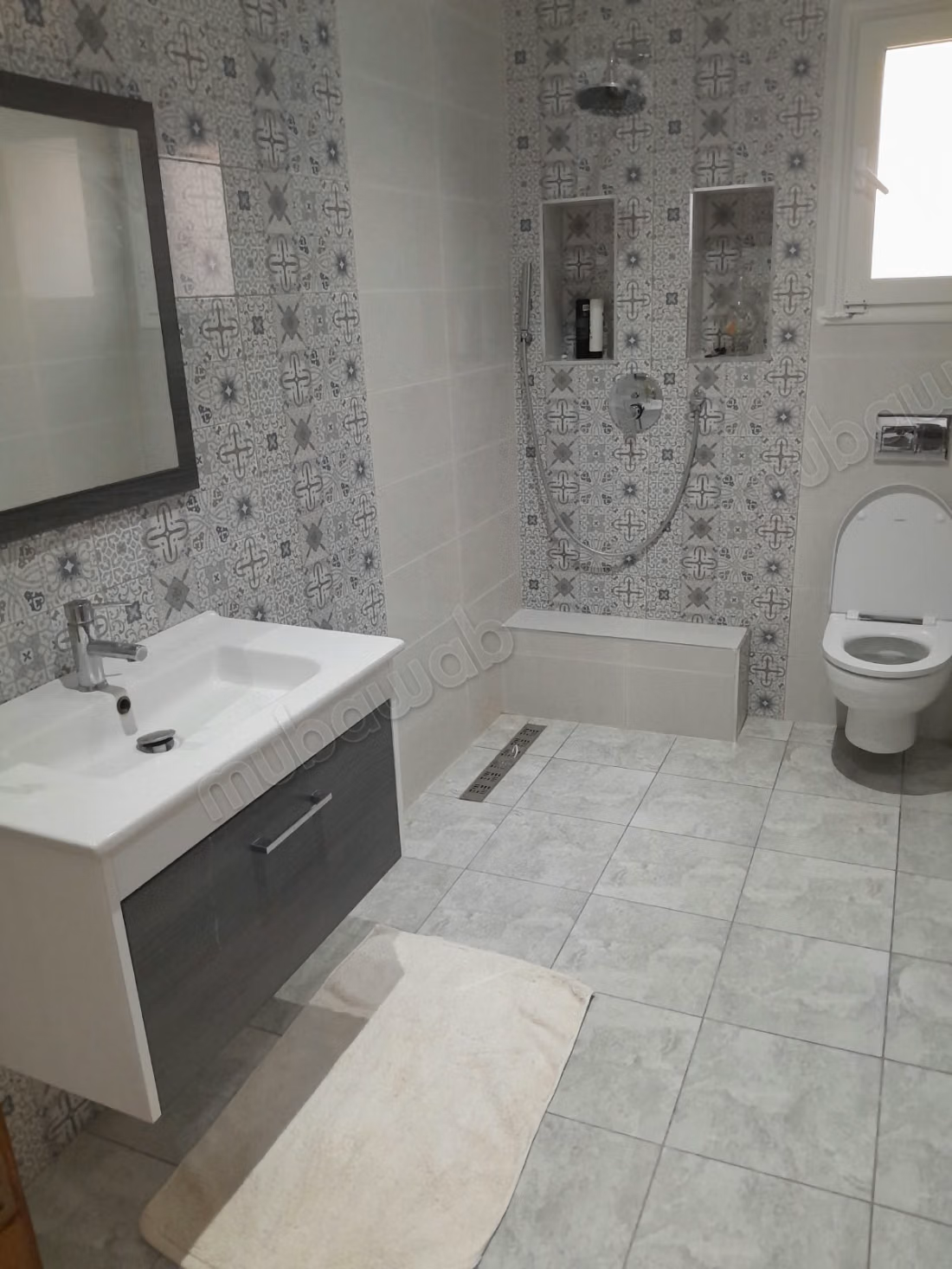 Villa lussuosa in vendita. Superficie di 420 m². Ben arredato