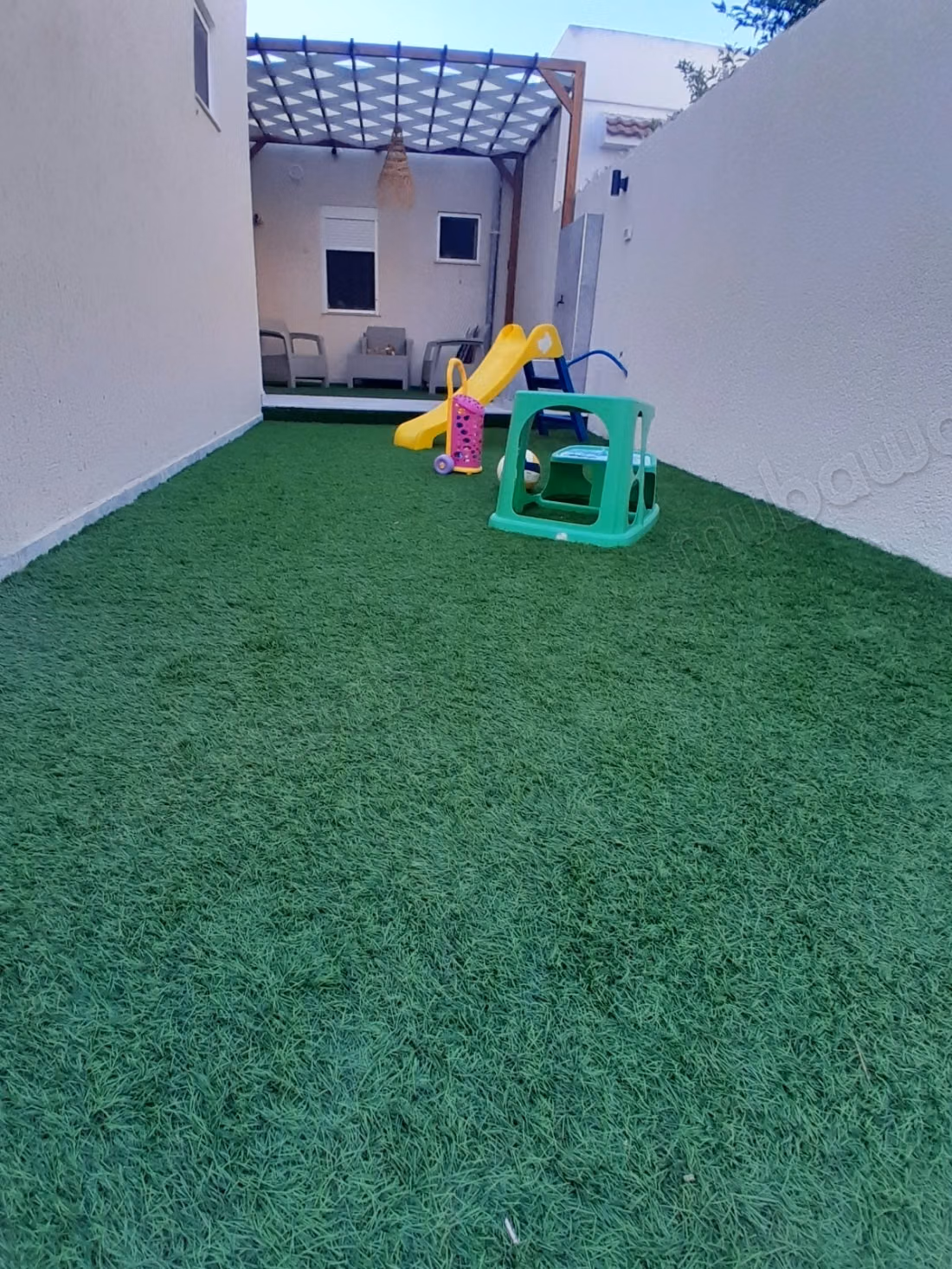 Villa lussuosa in vendita. Superficie di 420 m². Ben arredato