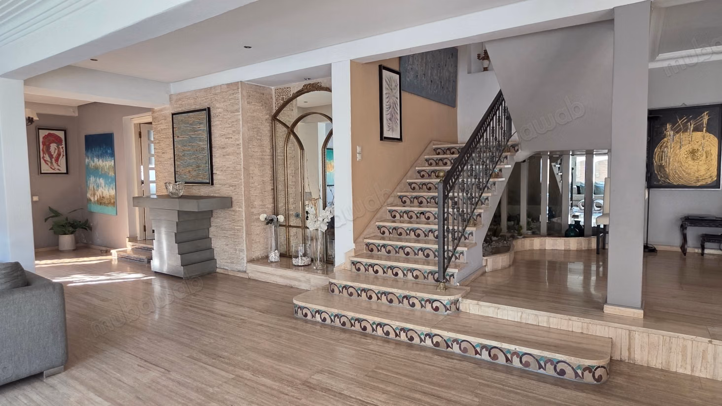 Villa en venta en la Oasis Jardín y piscina