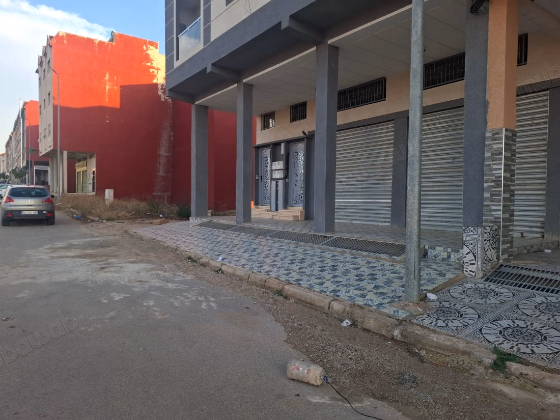 Vend local commercial lotissement MAIMADI