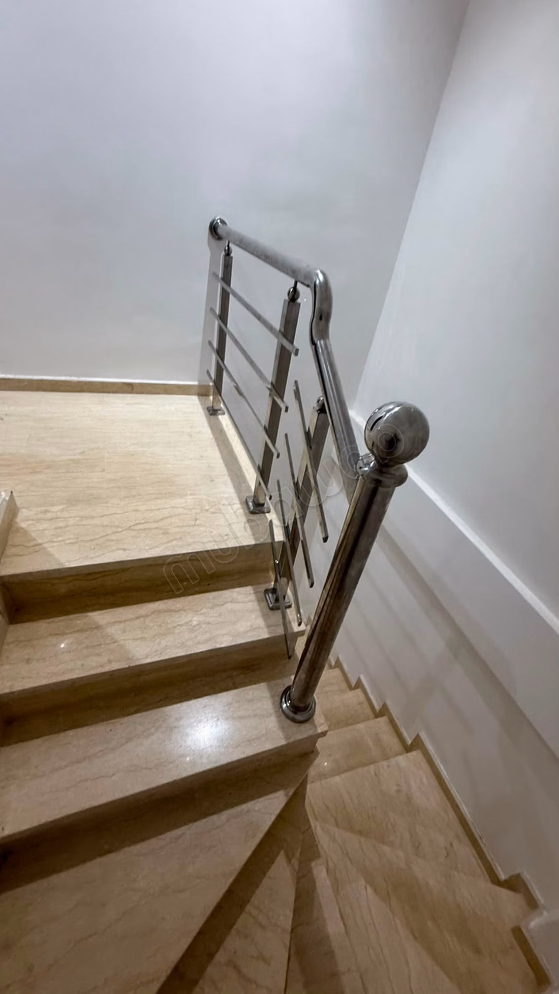 Dúplex en Hay Charaf con una superficie de 132 m². Bien amueblado