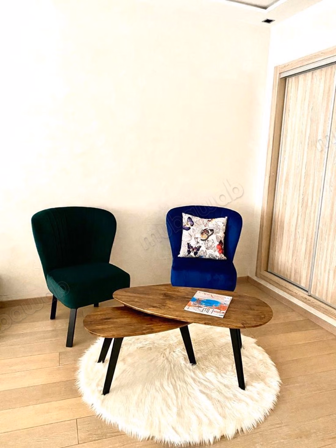 Bel appartement en location à Racine. 3 pièces confortables. Meublé
