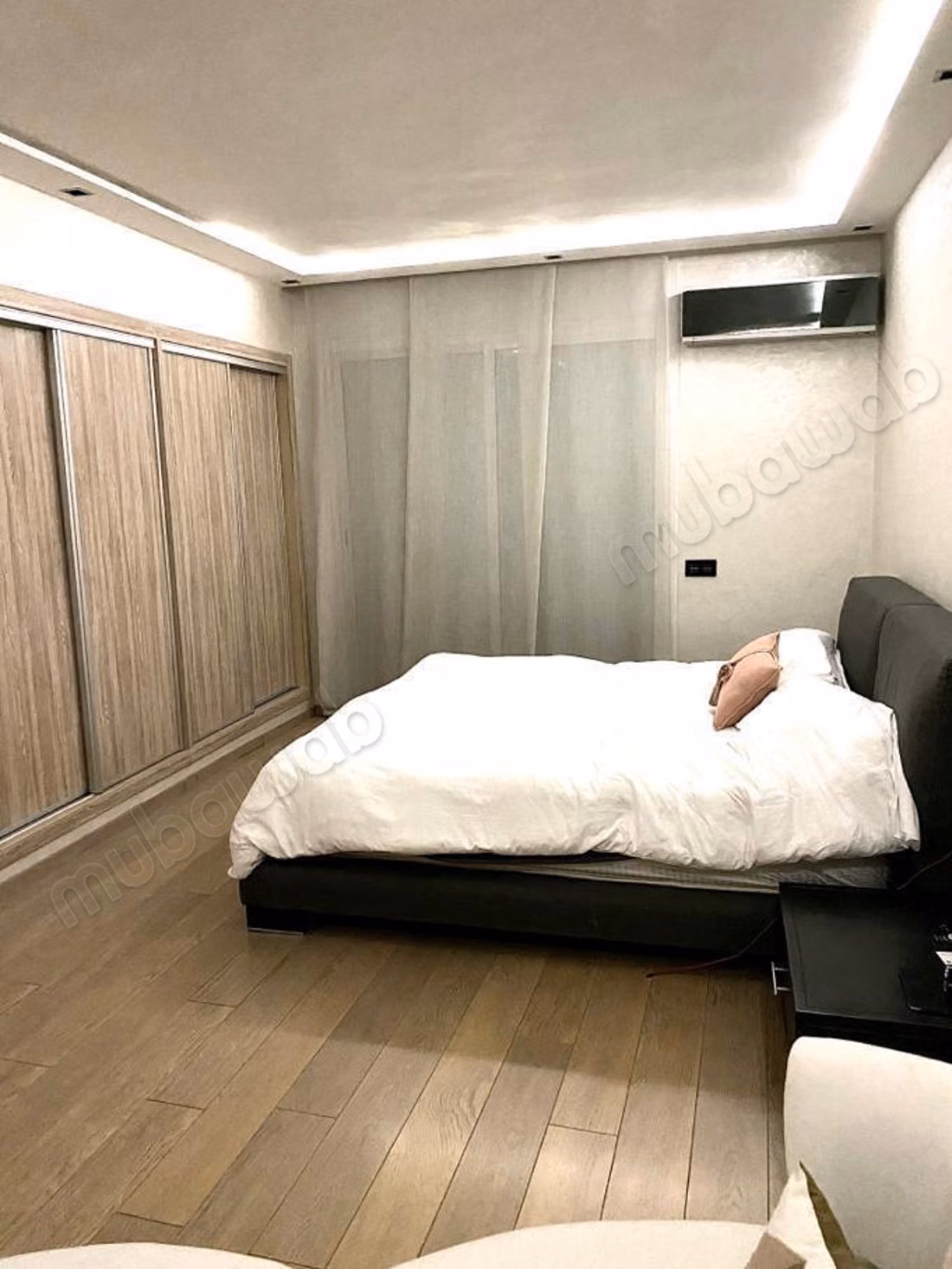 Bel appartement en location à Racine. 3 pièces confortables. Meublé