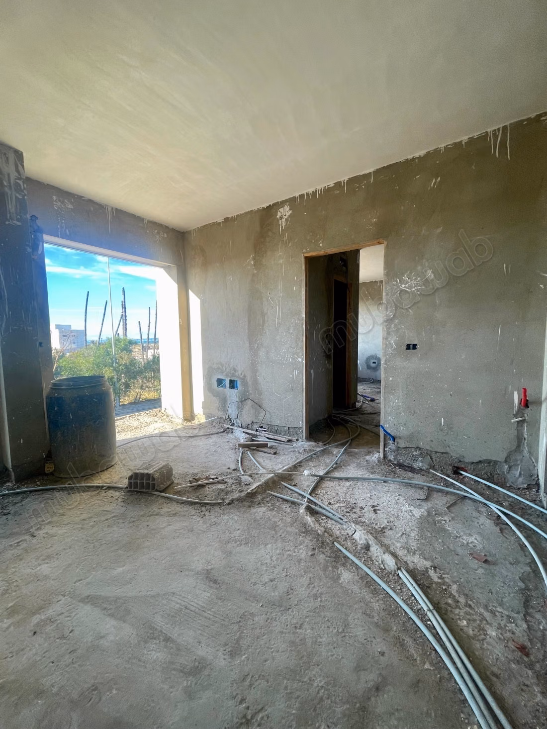 For sale an unfinished villa in Raoued beach