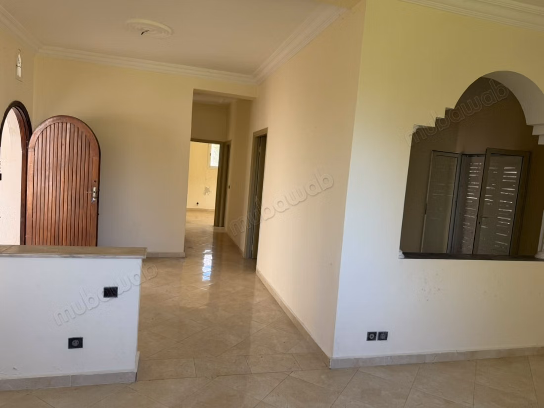 Appartement à vendre à Keshalaoudaya, Temara. Superficie 160 m². Jardin de 50 mètres